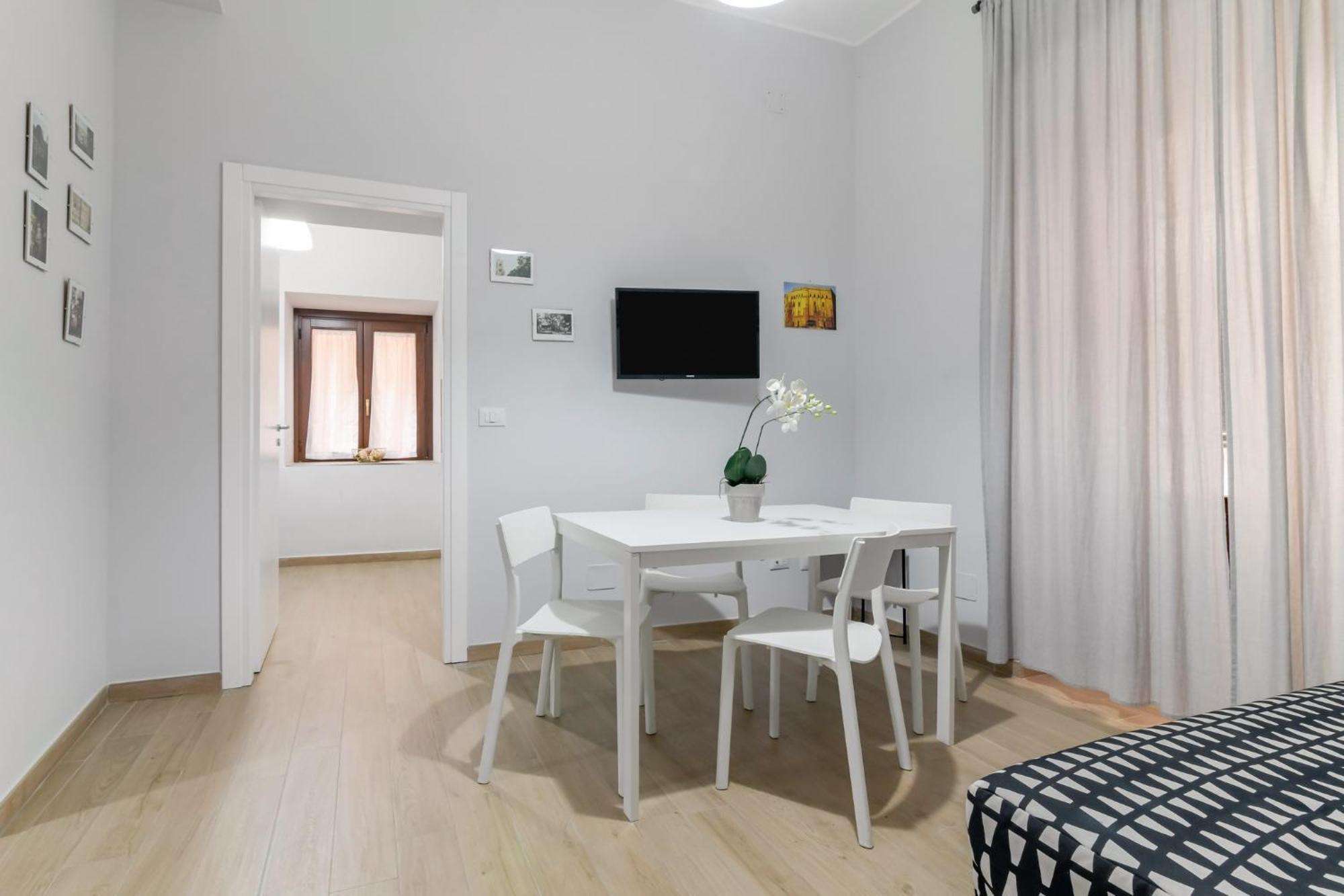 Apartment Palazzo Viola - Quattro Canti Charming Flats Palermo